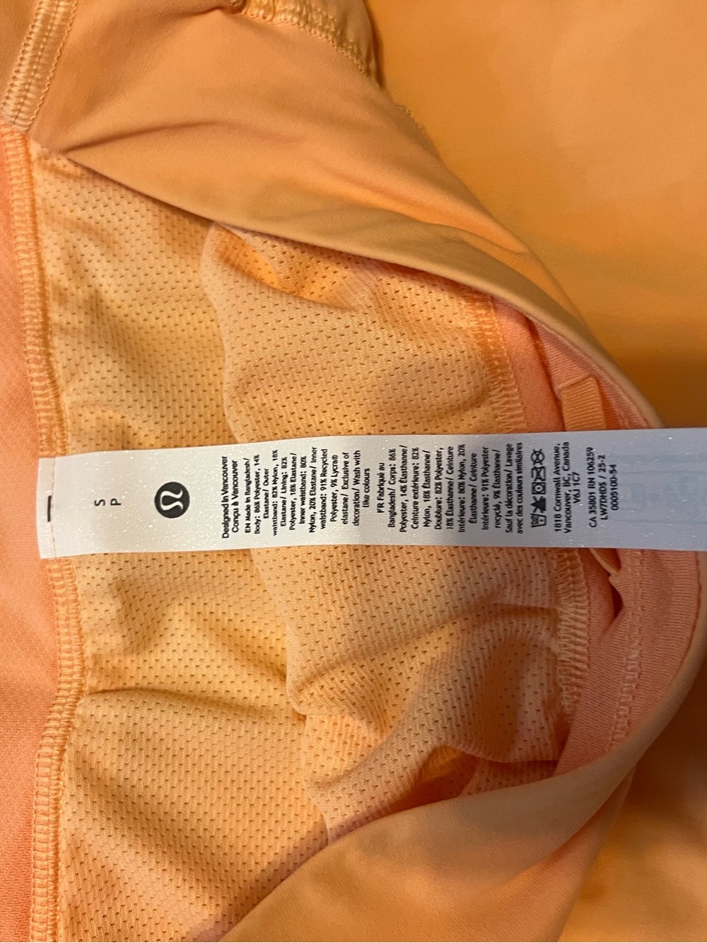 Lululemon Fast and Free Shorts size small in Mango Dream - Picture 2 of 4
